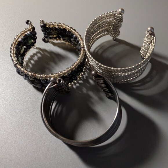 Multistrand Metal Cuff Bracelets Lot of 3 Costume Jewelry Pre Owned Great Cond - Picture 4 of 5